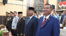 Ekti Imanuel Bersama Pejabat dan Pemerintah Kabupaten Kukar. (Foto: Humas Sekretariat DPRD Kaltim)