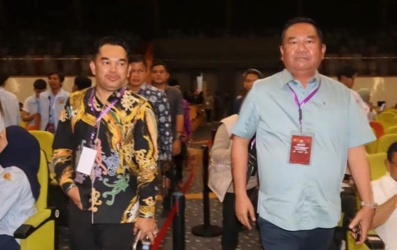 Hasanuddin Mas’ud dan Ekti Imanuel, Ketua dan Wakil Ketua DPRD Kaltim (Foto: Humas Sekretariat DPRD Kaltim)